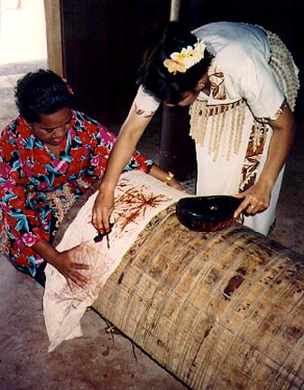 tonga2.jpg (77742 bytes)